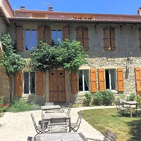 Les Tilleuls Frühstückspension Saint-Georges-de-Luzençon